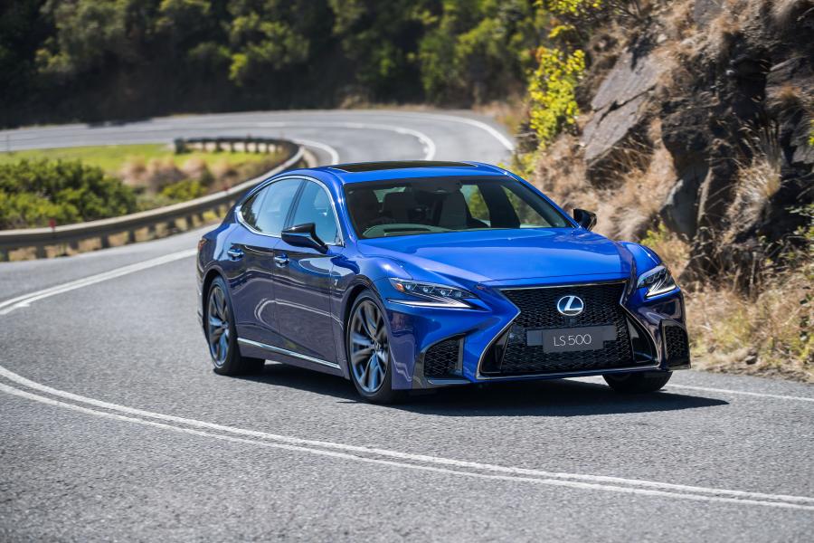 Lexus LS500 F-Sport 2018 года  (AU) (фото 9 из 11)